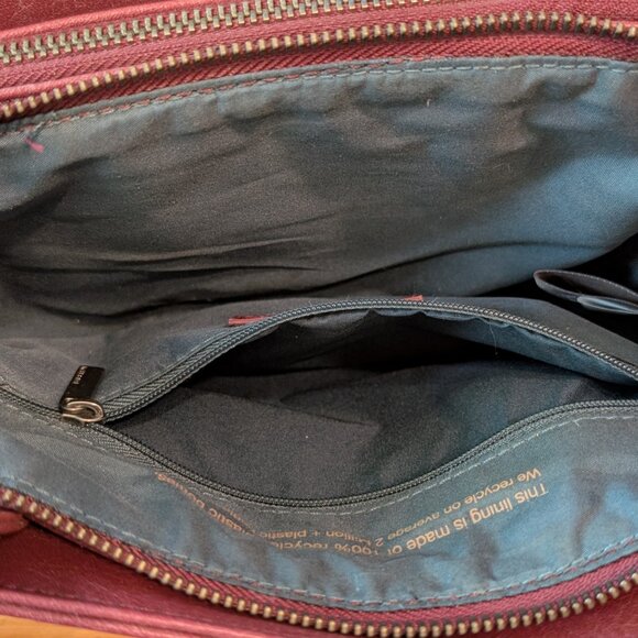 Matt & Nat Castell Vintage Crossbody Bag - Cerise - Picture 8 of 9